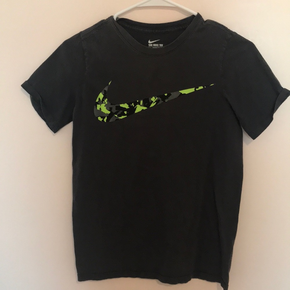 Boys large Nike tee